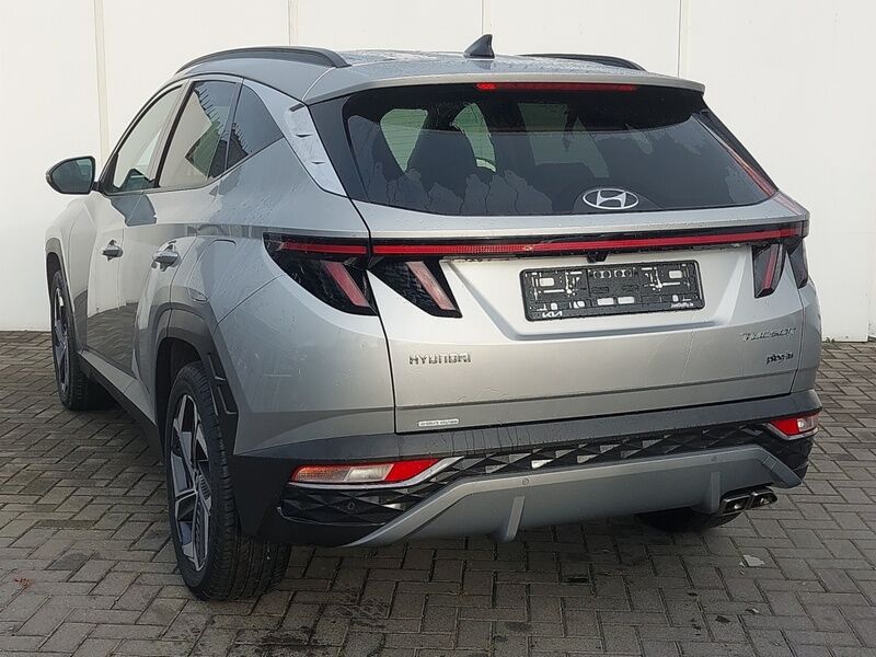 More views of Hyundai Tucson