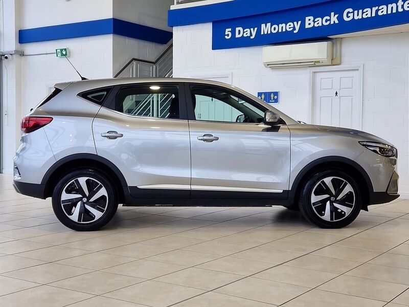 More views of MG ZS