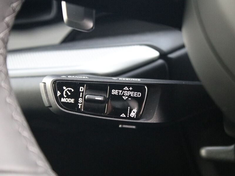 More views of Porsche Cayenne