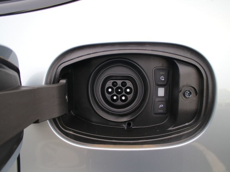 More views of Porsche Cayenne