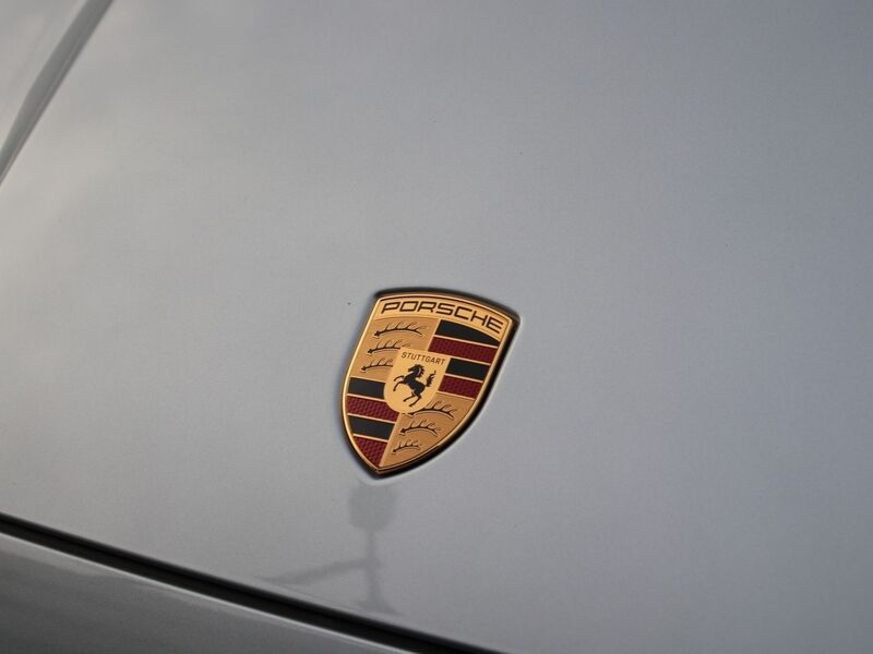 More views of Porsche Cayenne