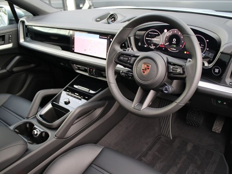 More views of Porsche Cayenne