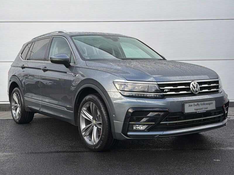 More views of Volkswagen Tiguan Allspace