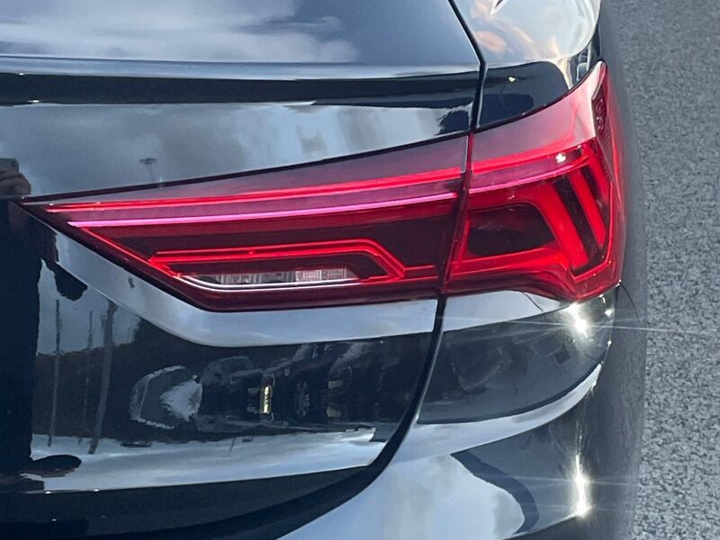 More views of Audi Q3