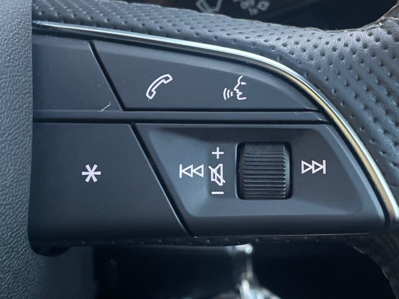 More views of Audi Q3