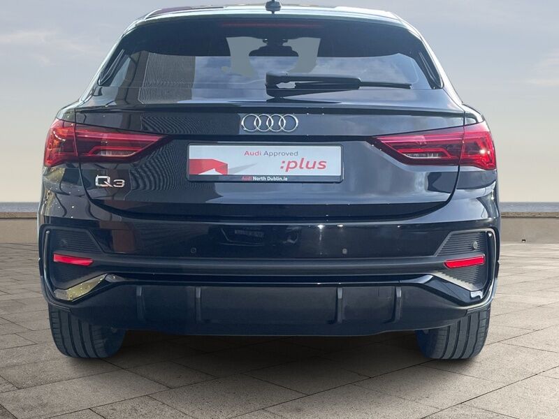 More views of Audi Q3
