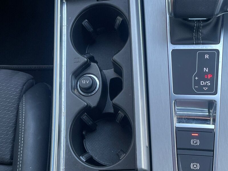 More views of Audi A6