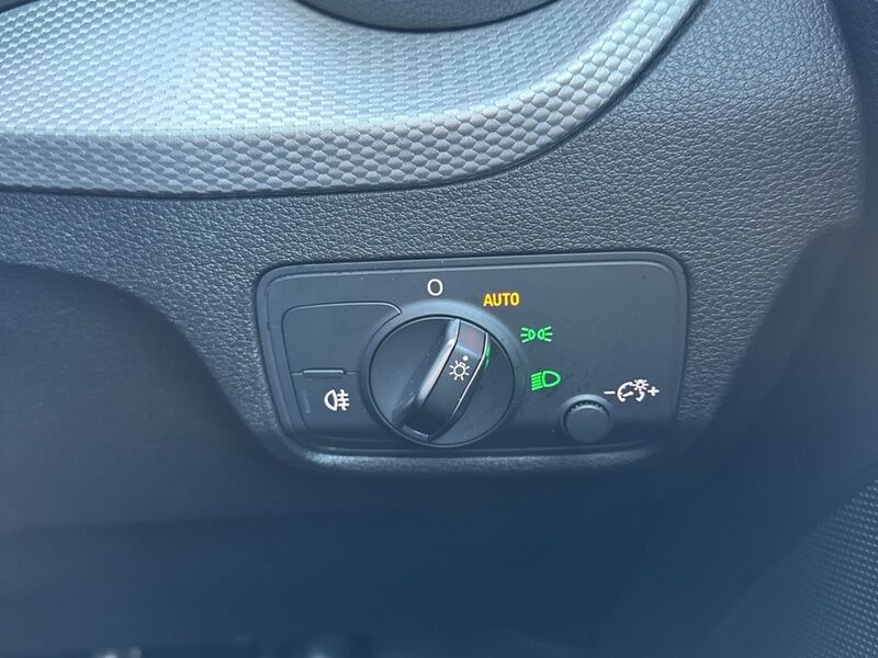 More views of Audi Q2