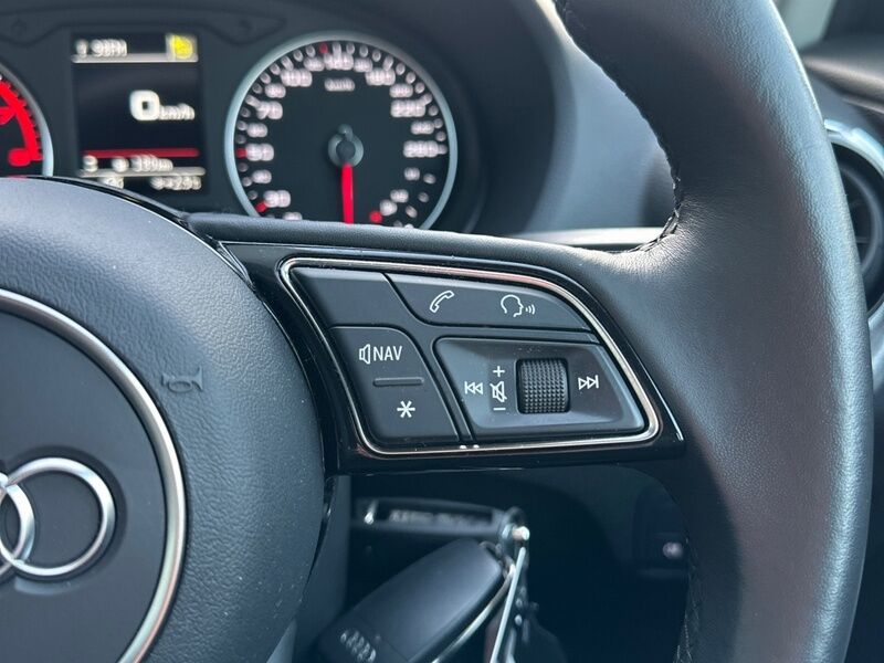 More views of Audi Q2