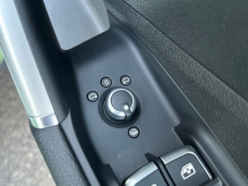 More views of Audi Q2