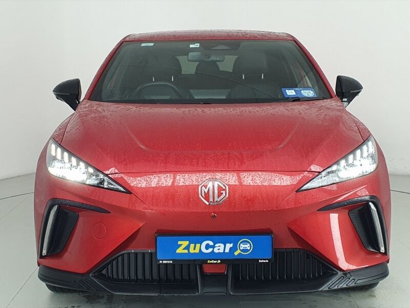 More views of MG MG4