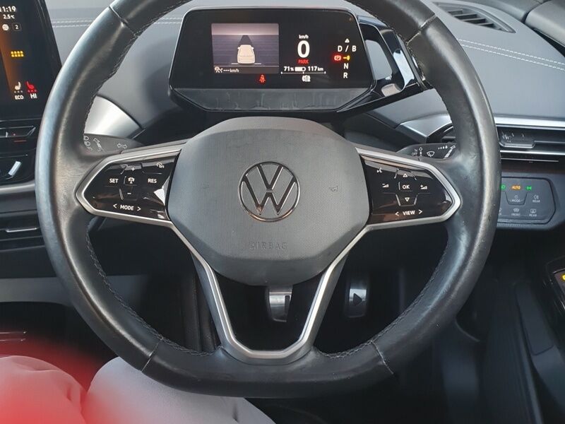 More views of Volkswagen ID.4