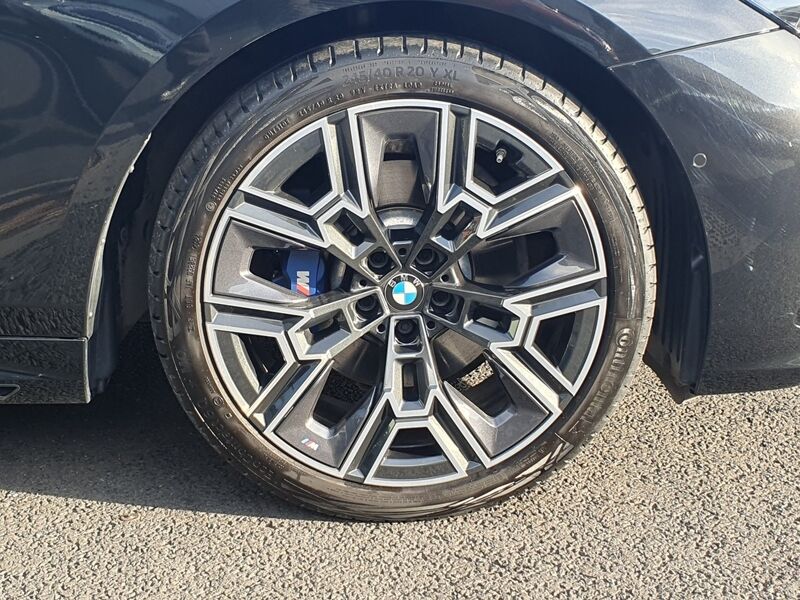 More views of BMW 5-Series