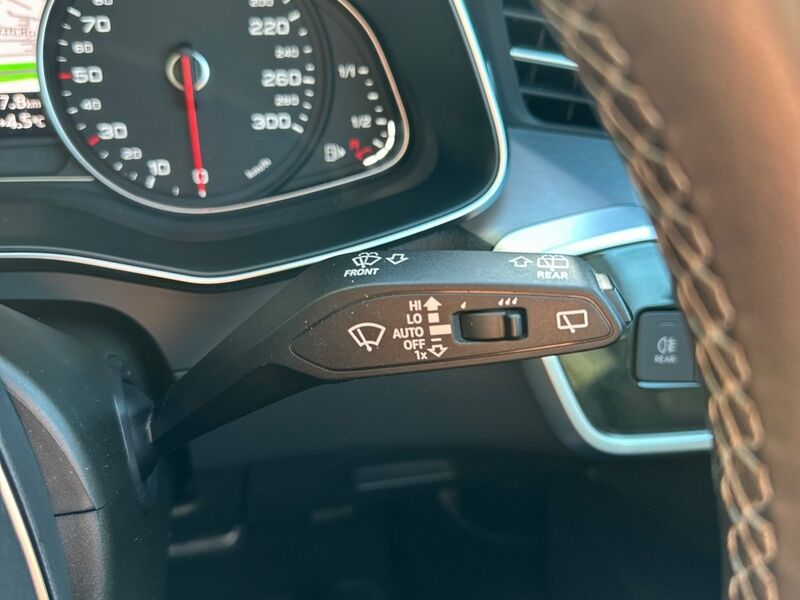 More views of Audi A6