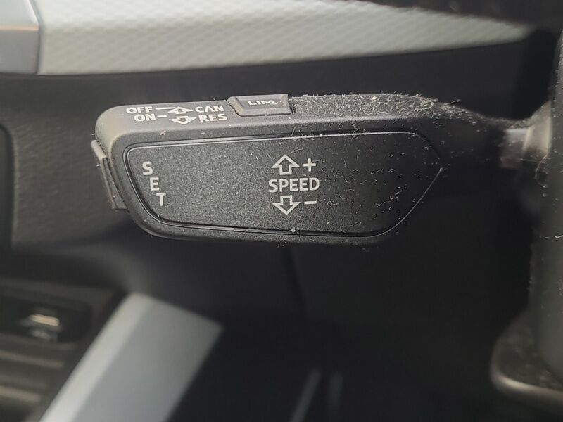 More views of Audi Q2