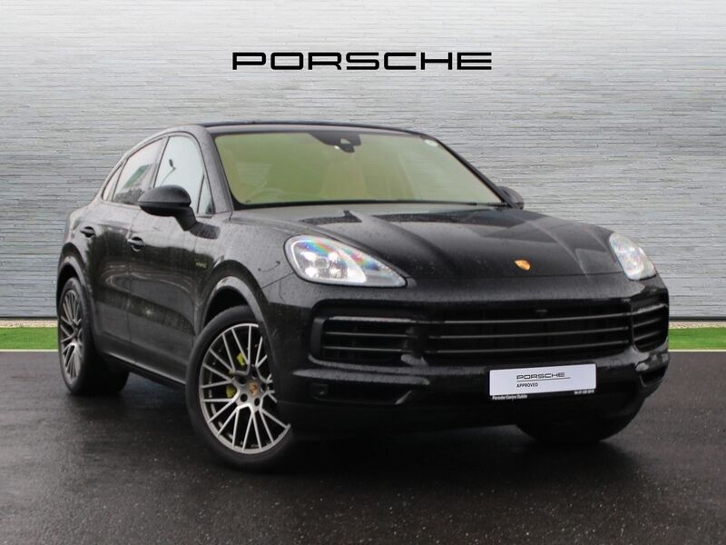More views of Porsche Cayenne
