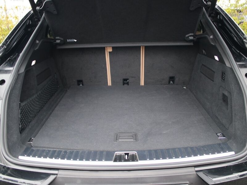 More views of Porsche Cayenne