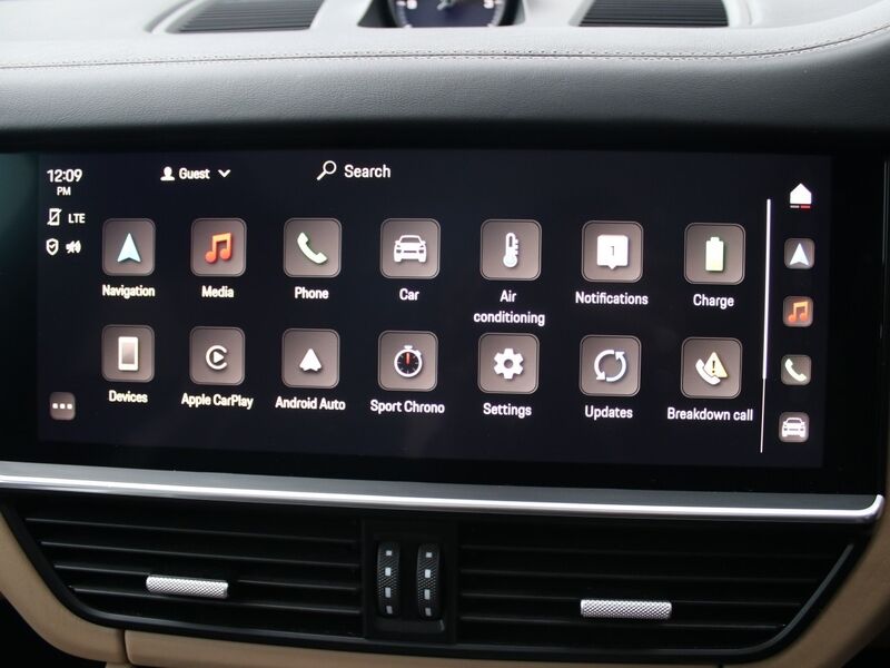 More views of Porsche Cayenne