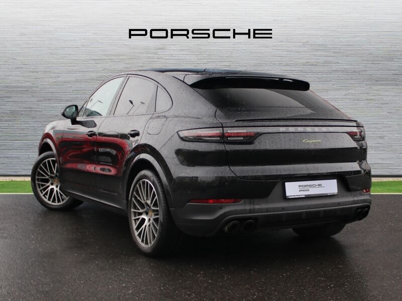 More views of Porsche Cayenne