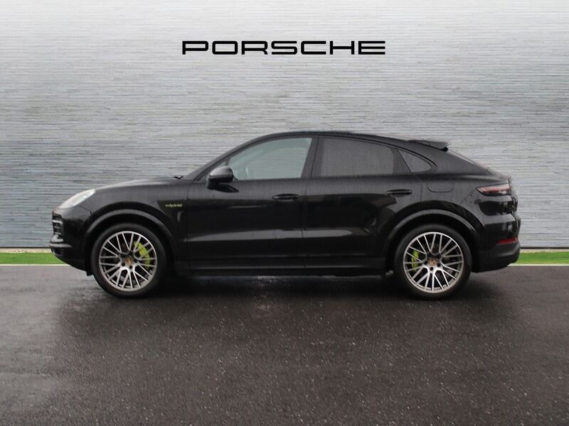 More views of Porsche Cayenne