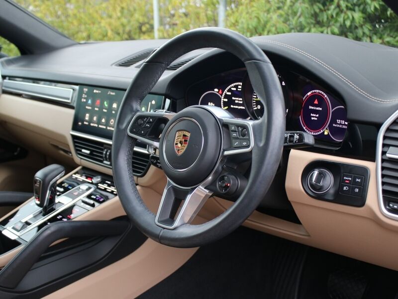 More views of Porsche Cayenne