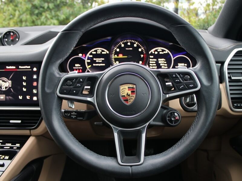 More views of Porsche Cayenne