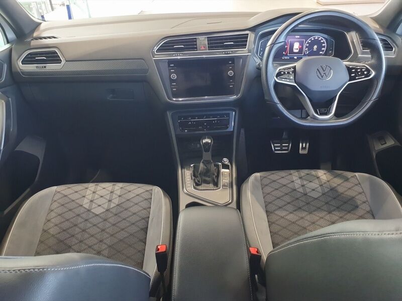 More views of Volkswagen Tiguan Allspace