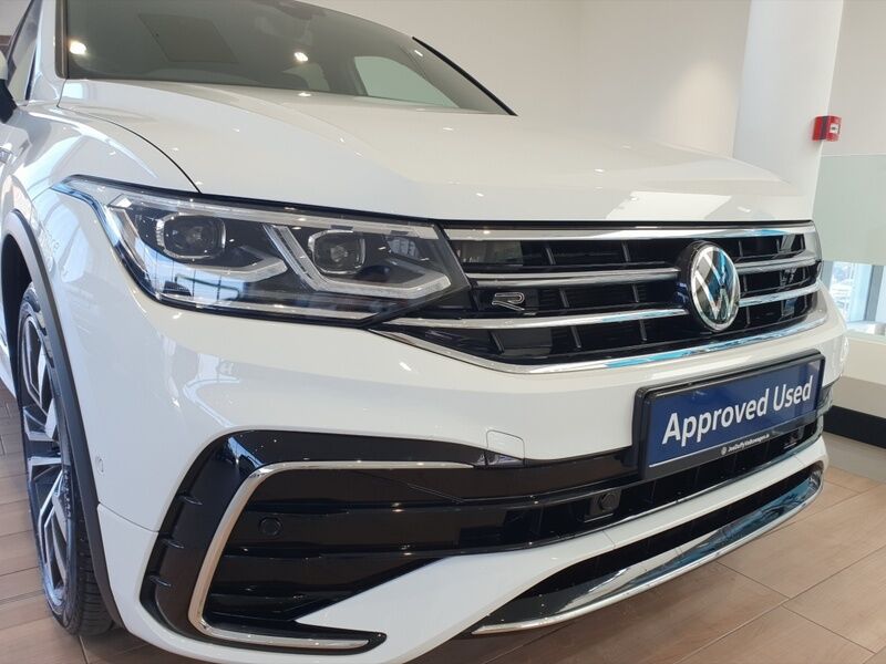 More views of Volkswagen Tiguan Allspace