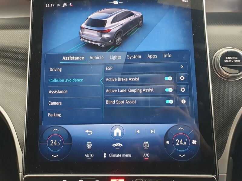 More views of Mercedes-Benz 300