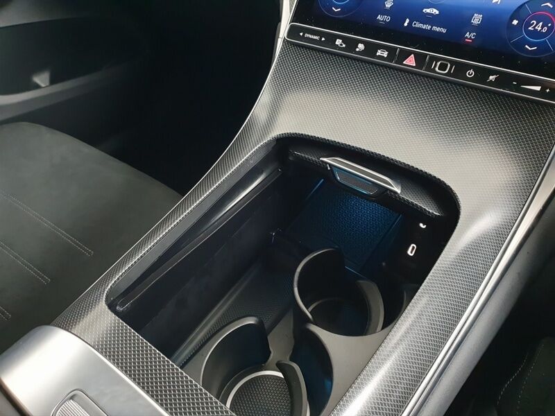 More views of Mercedes-Benz 300