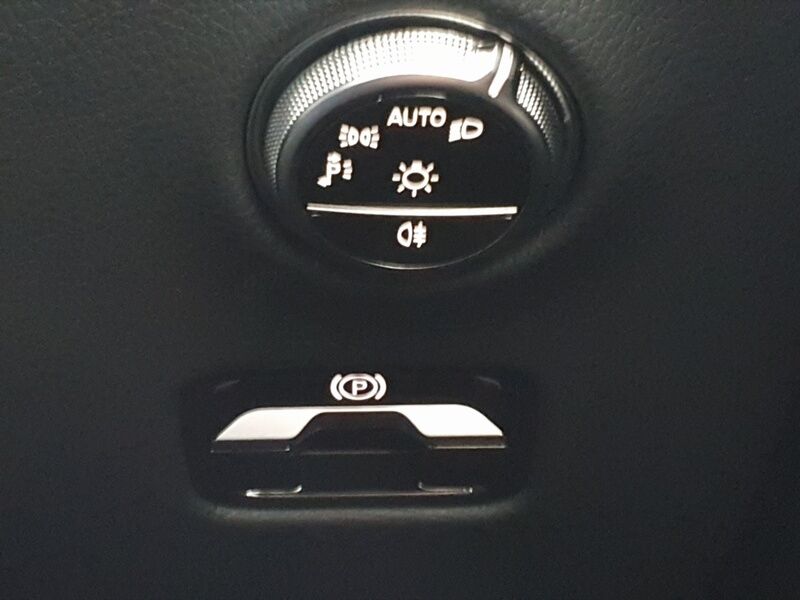 More views of Mercedes-Benz 300