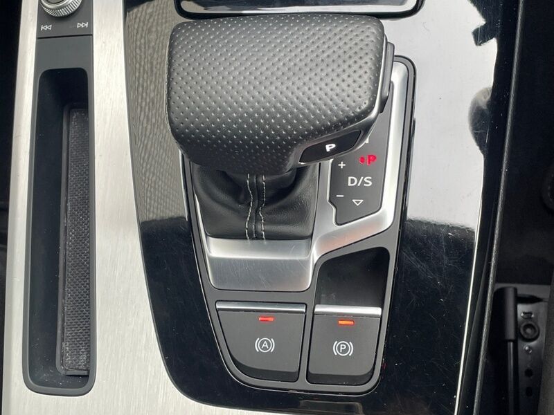 More views of Audi Q5