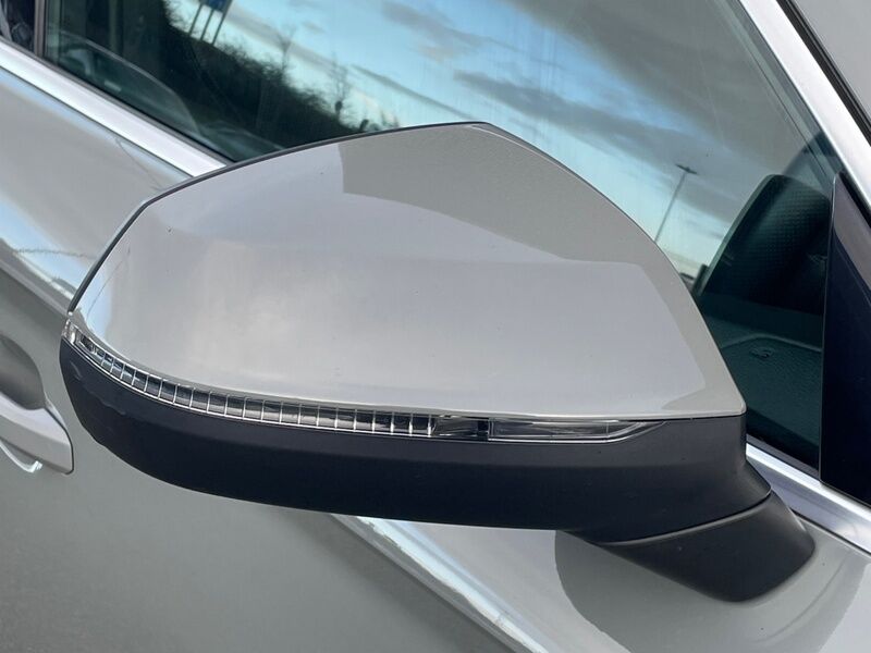 More views of Audi Q5