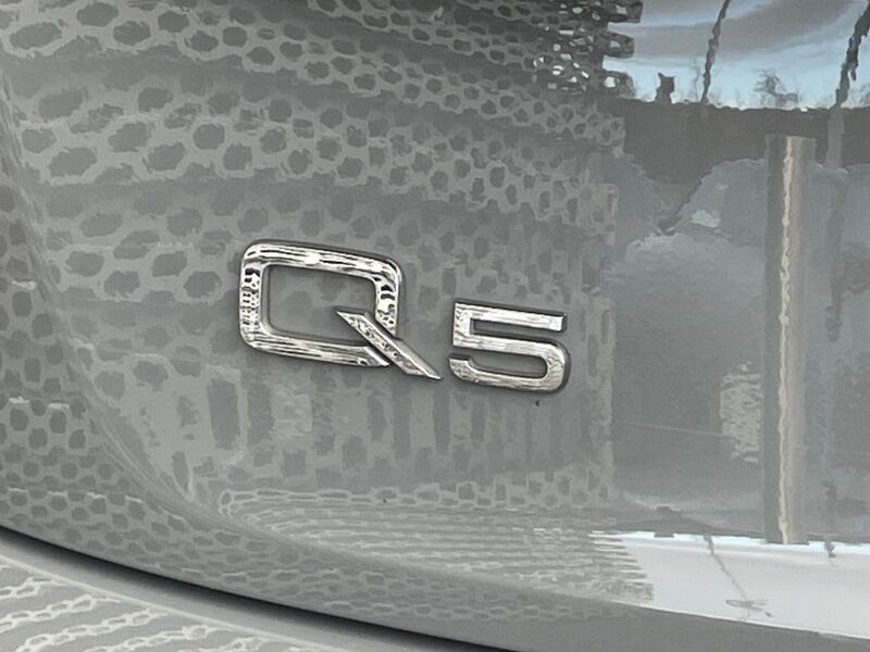 More views of Audi Q5