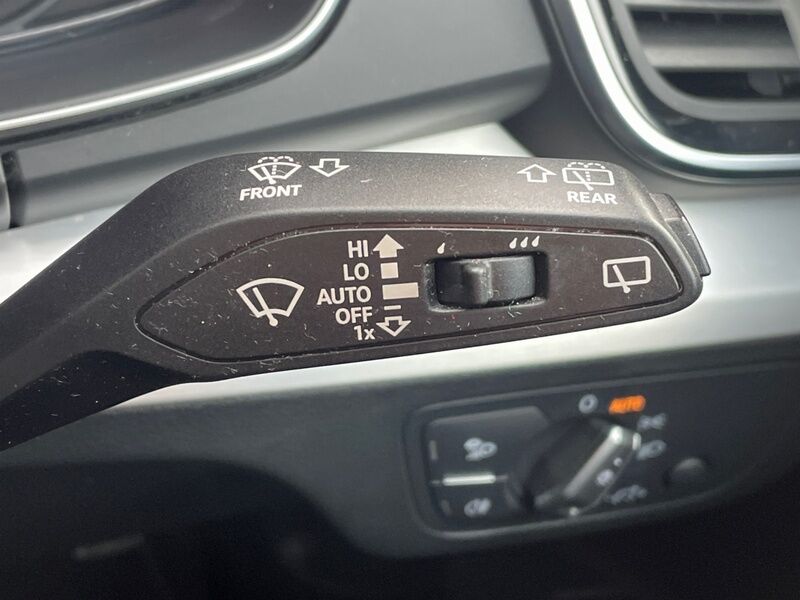 More views of Audi Q5