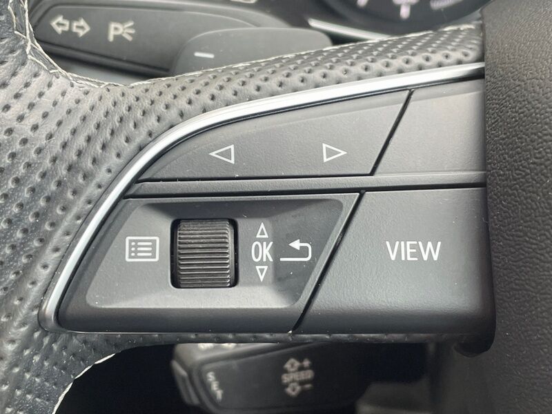 More views of Audi Q5