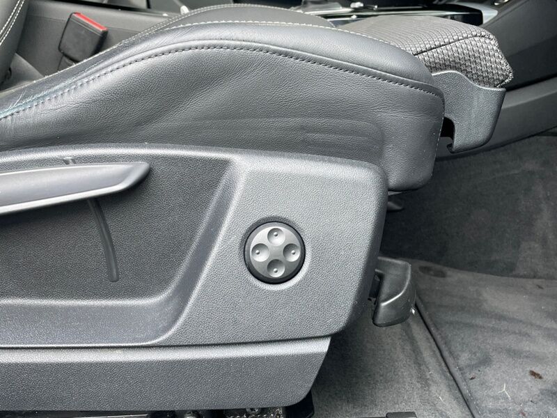 More views of Audi Q5