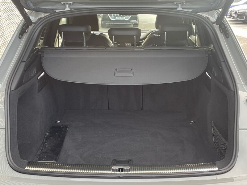 More views of Audi Q5