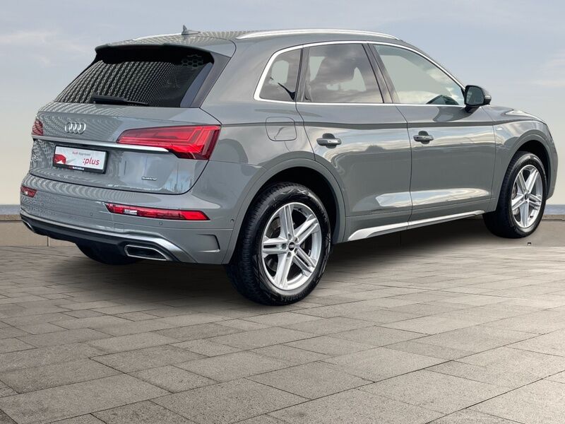 More views of Audi Q5