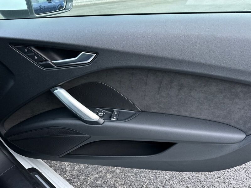 More views of Audi TT