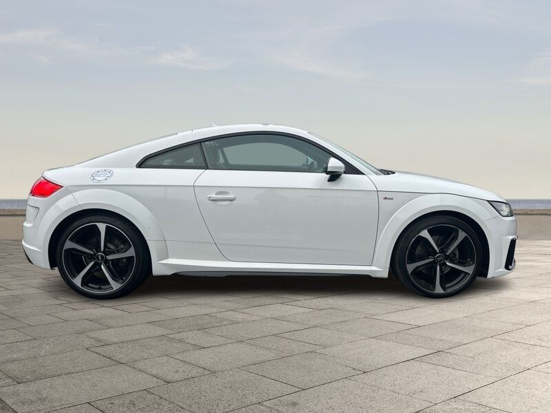 More views of Audi TT