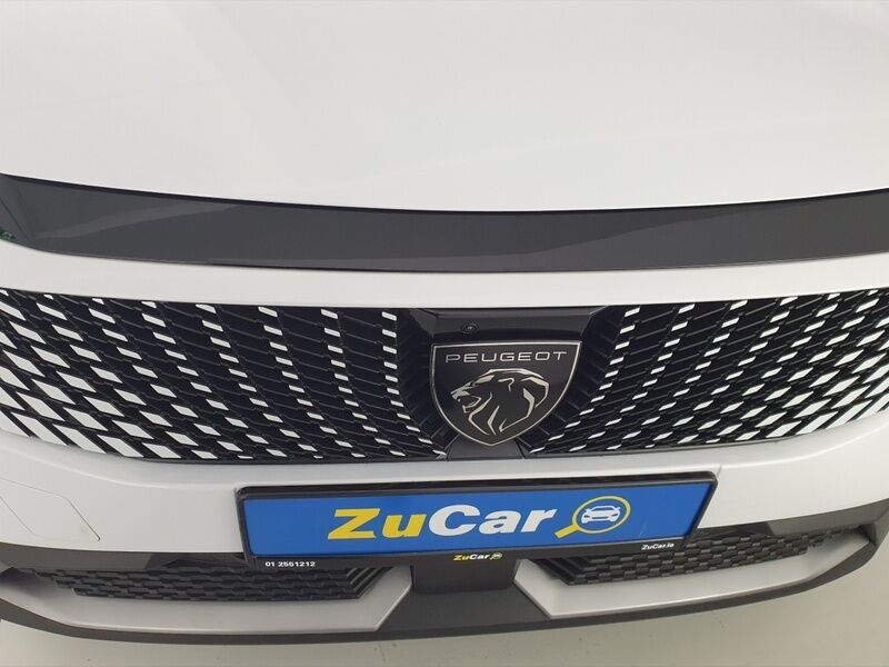 More views of Peugeot 3008