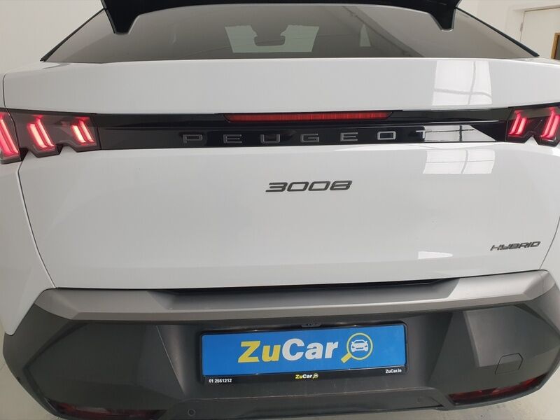 More views of Peugeot 3008