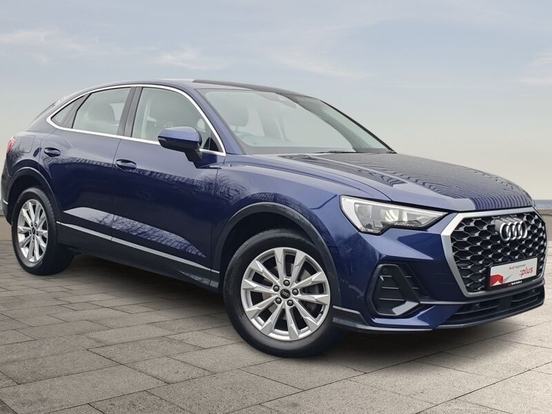 More views of Audi Q3
