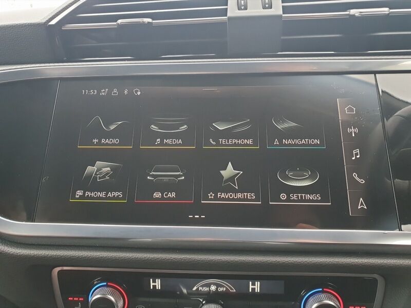 More views of Audi Q3