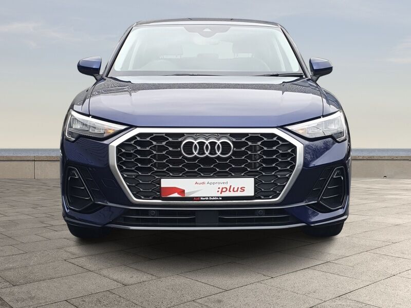 More views of Audi Q3