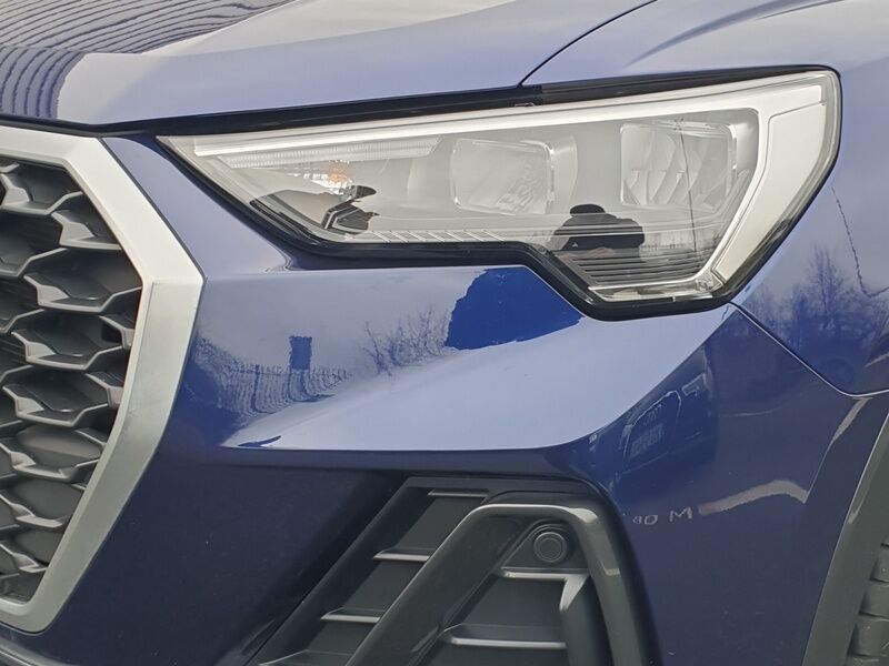 More views of Audi Q3