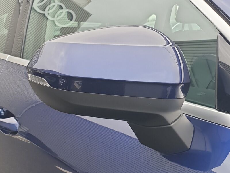 More views of Audi Q3