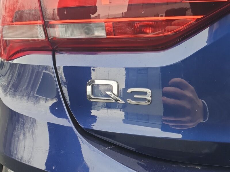 More views of Audi Q3