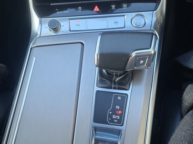 More views of Audi A6